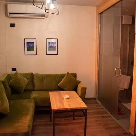 Hotell Epidami Kashari