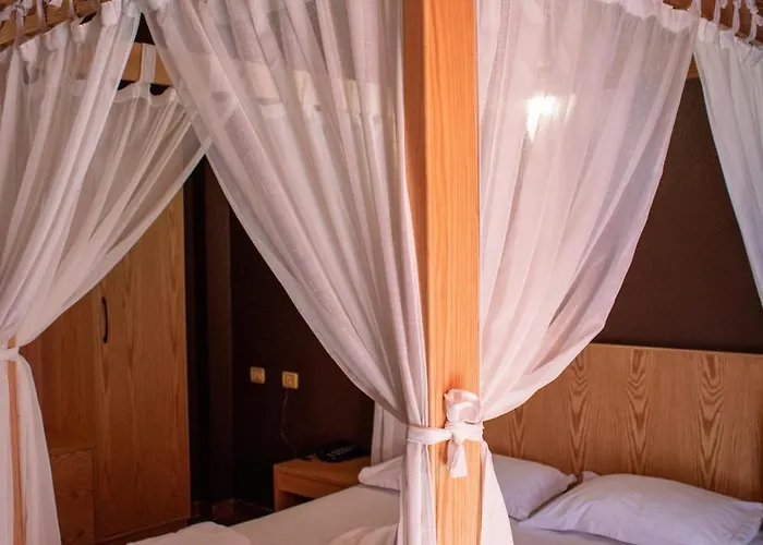 Hotell Epidami Kashari