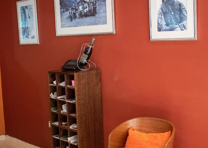 Epidami Hotell Kashari