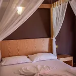 Hotel Epidami 3*